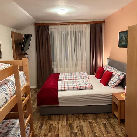 Hotel Central Влашич Екстер'єр фото