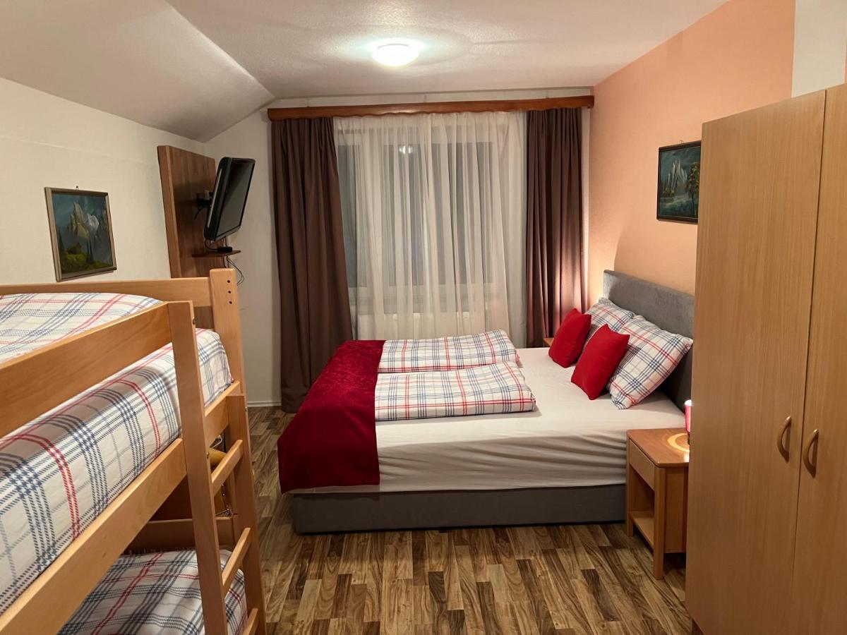 Hotel Central Влашич Екстер'єр фото