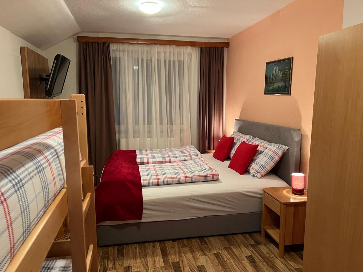 Hotel Central Влашич Екстер'єр фото