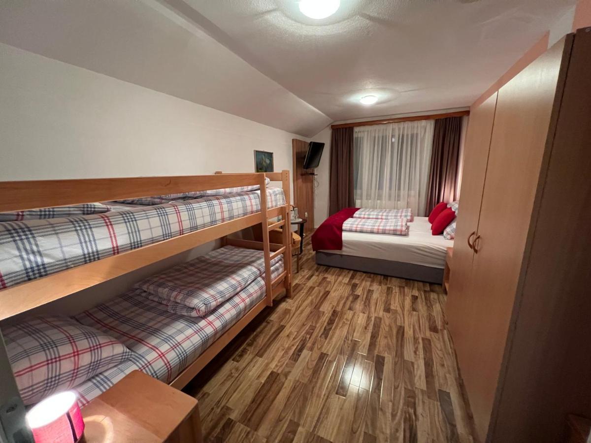 Hotel Central Влашич Екстер'єр фото