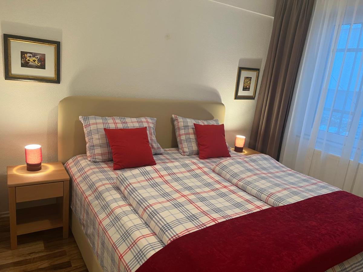 Hotel Central Влашич Екстер'єр фото